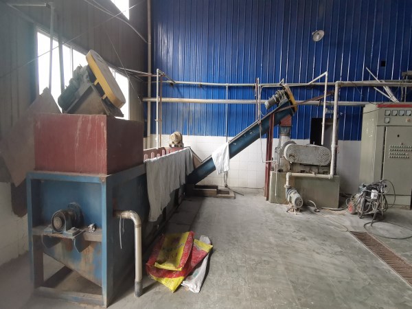 һ�� ��ˮ��ȺӢũҵ��չ���޹�˾���е�λ����������ˮ��������ʯ����ľ��ۼӹ��豸