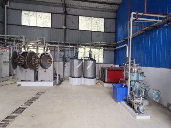 ���� ��ˮ��ȺӢũҵ��չ���޹�˾���е�λ����������ˮ���Ҷ����ɽ��ľ��ۼӹ��豸